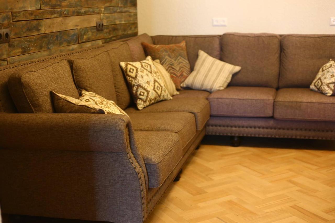Hostel Nomad Tbilisi Luaran gambar