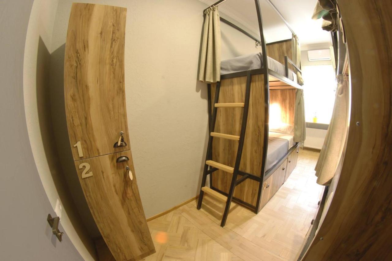 Hostel Nomad Tbilisi Luaran gambar