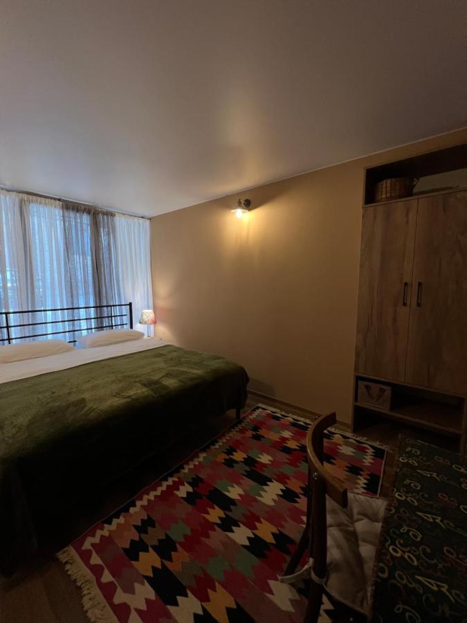 Hostel Nomad Tbilisi Luaran gambar