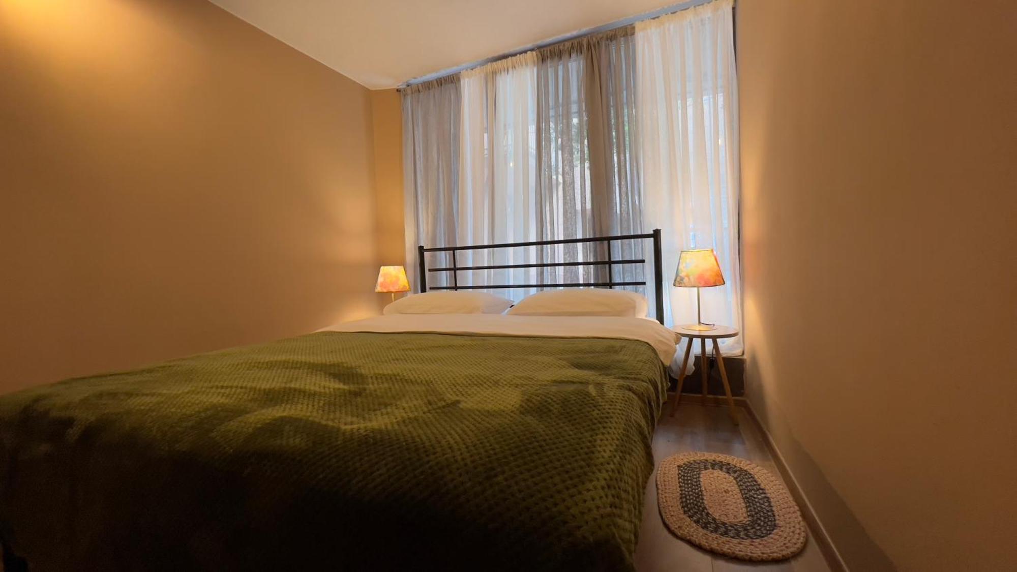 Hostel Nomad Tbilisi Luaran gambar